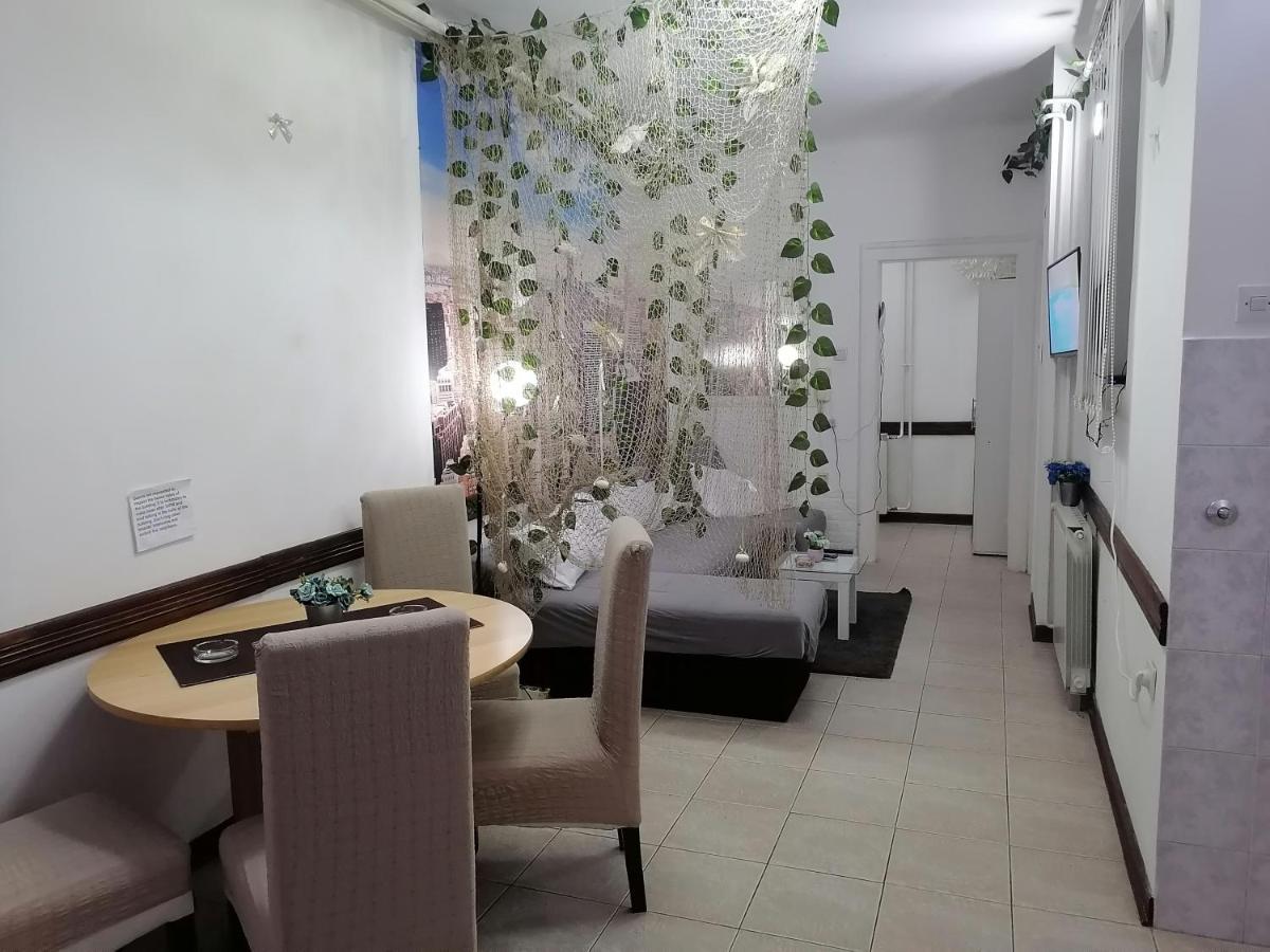 Low Cost Apartment Beograd Eksteriør billede