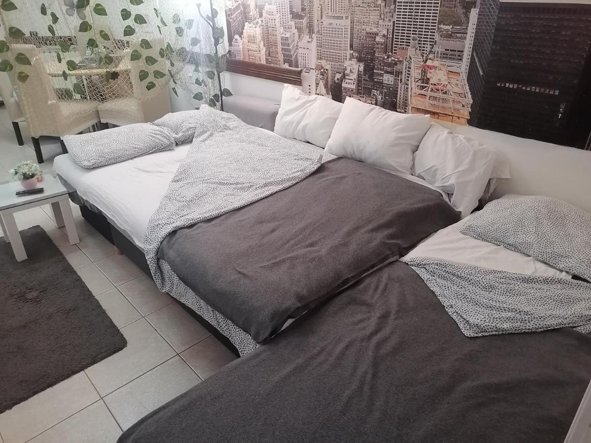 Low Cost Apartment Beograd Eksteriør billede