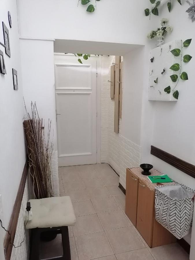 Low Cost Apartment Beograd Eksteriør billede