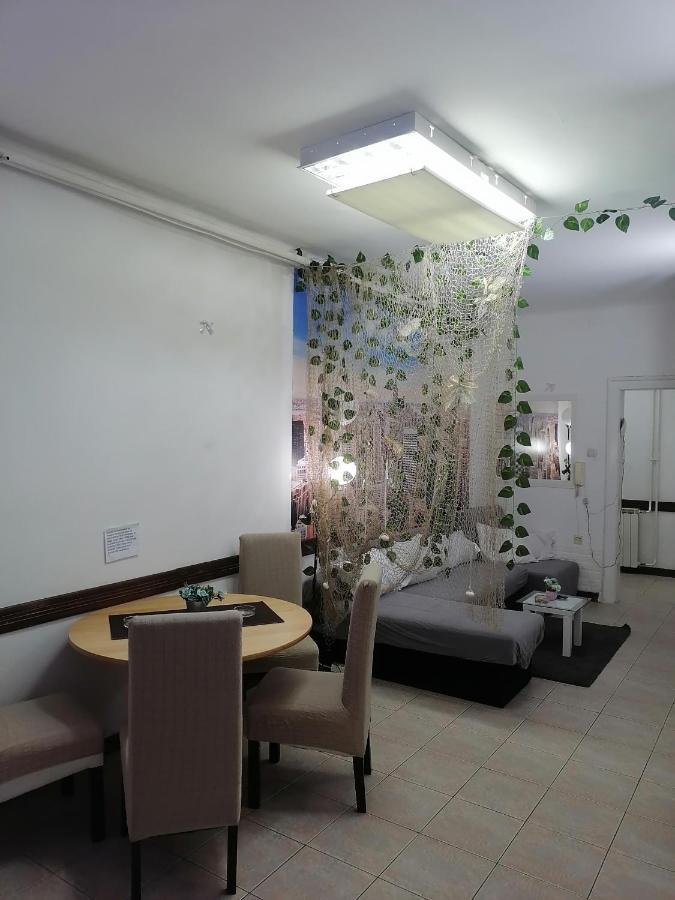 Low Cost Apartment Beograd Eksteriør billede