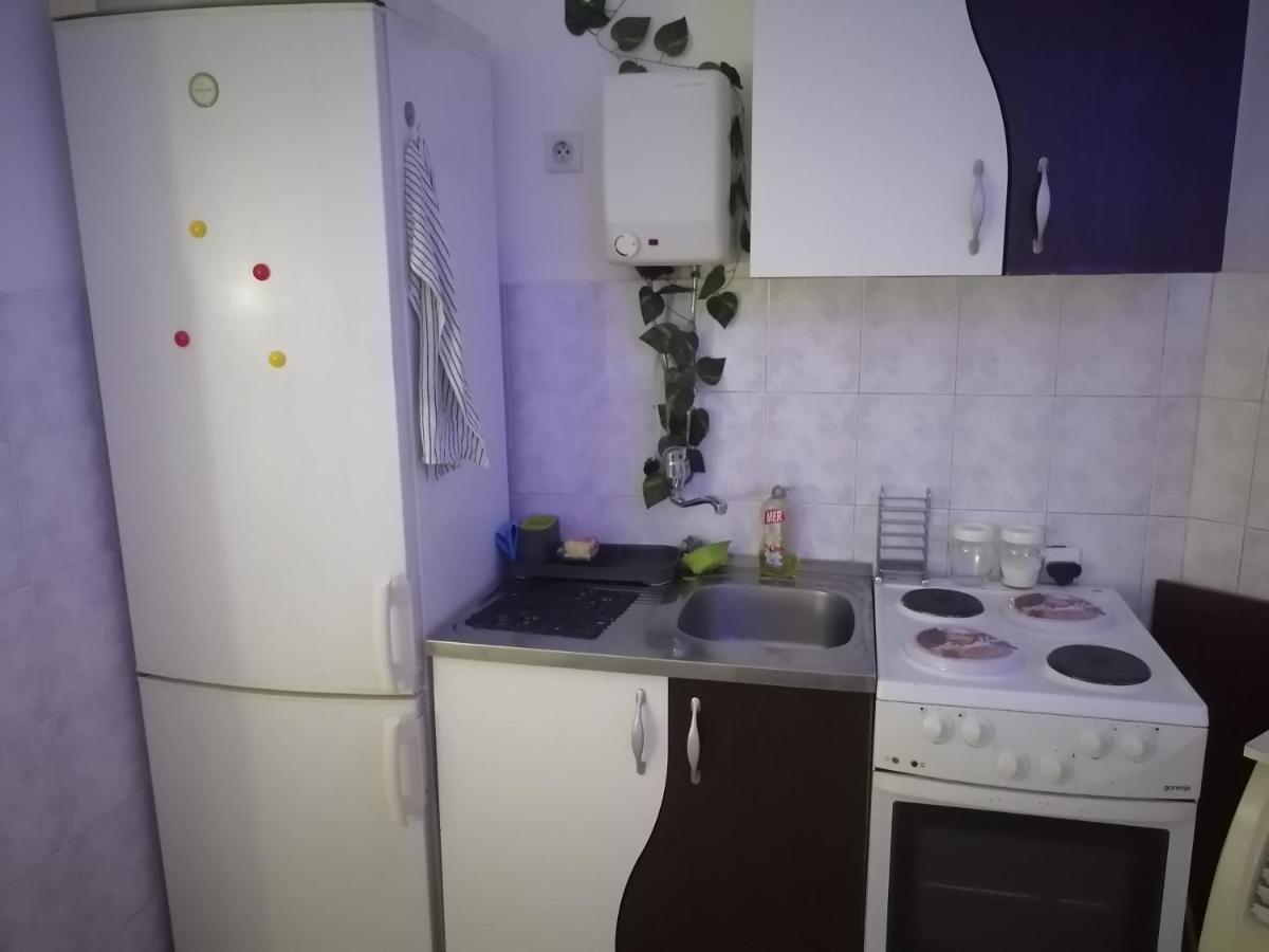 Low Cost Apartment Beograd Eksteriør billede